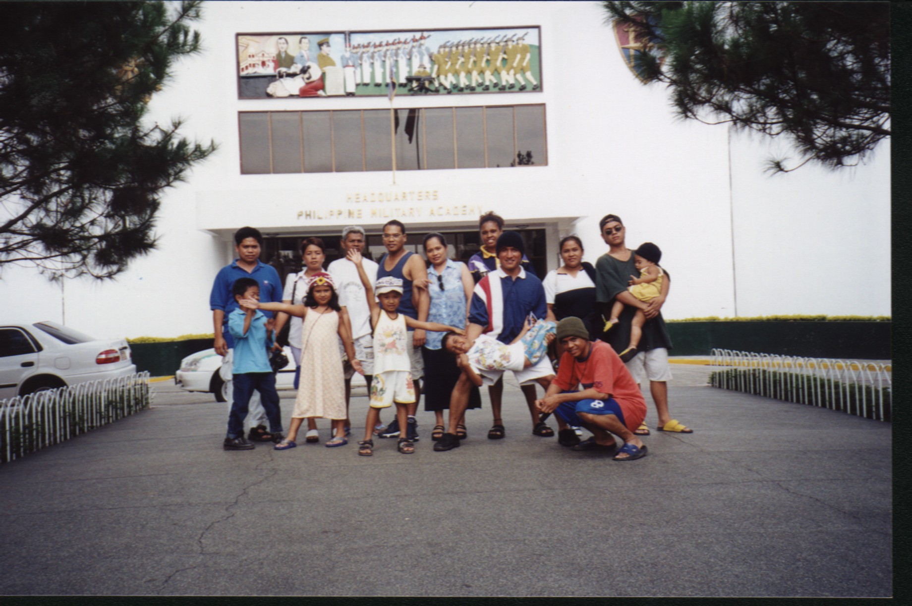 A barbecue party; Actual size=240 pixels wide